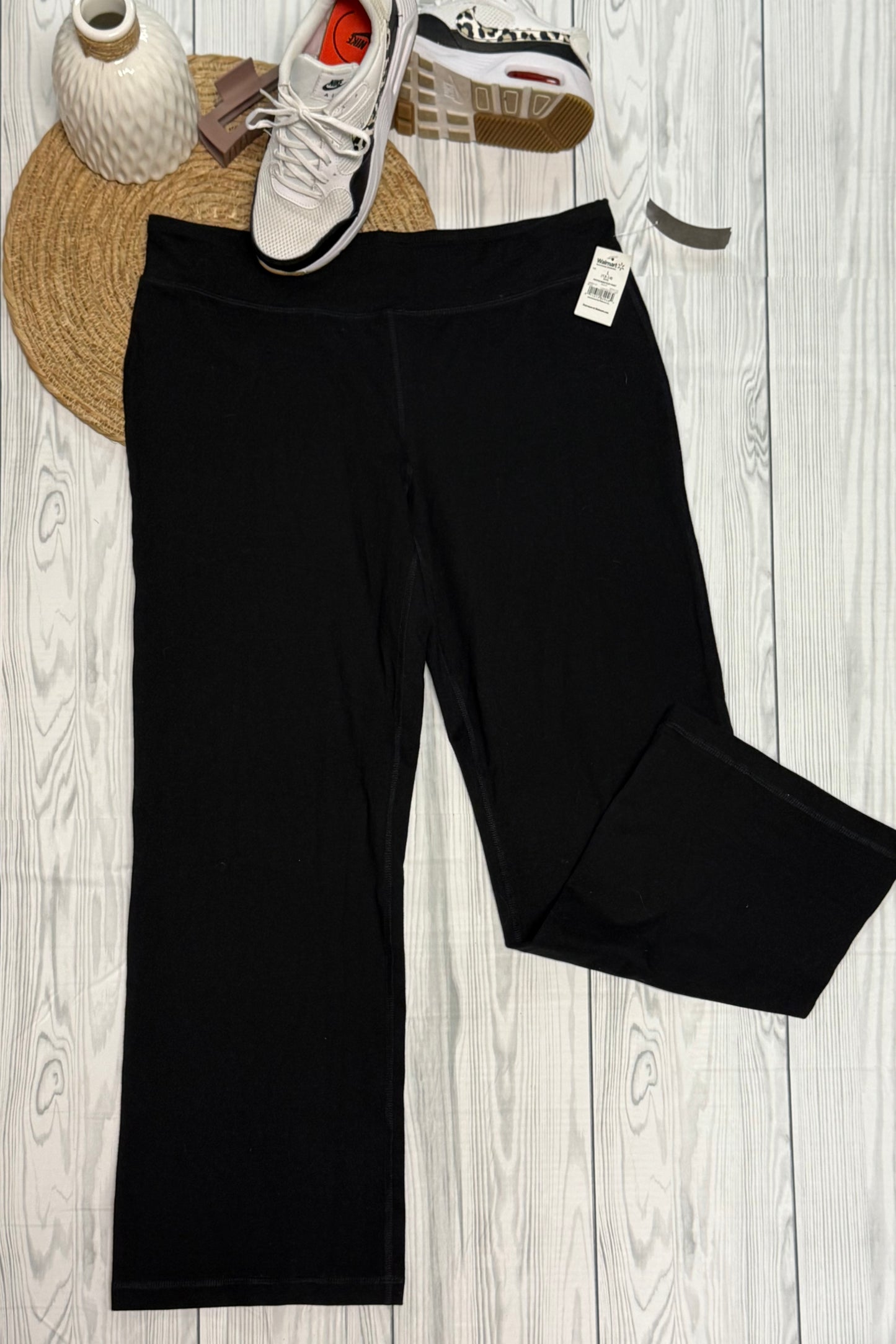 Athletic Works Women’s Pants L Petite New with tags