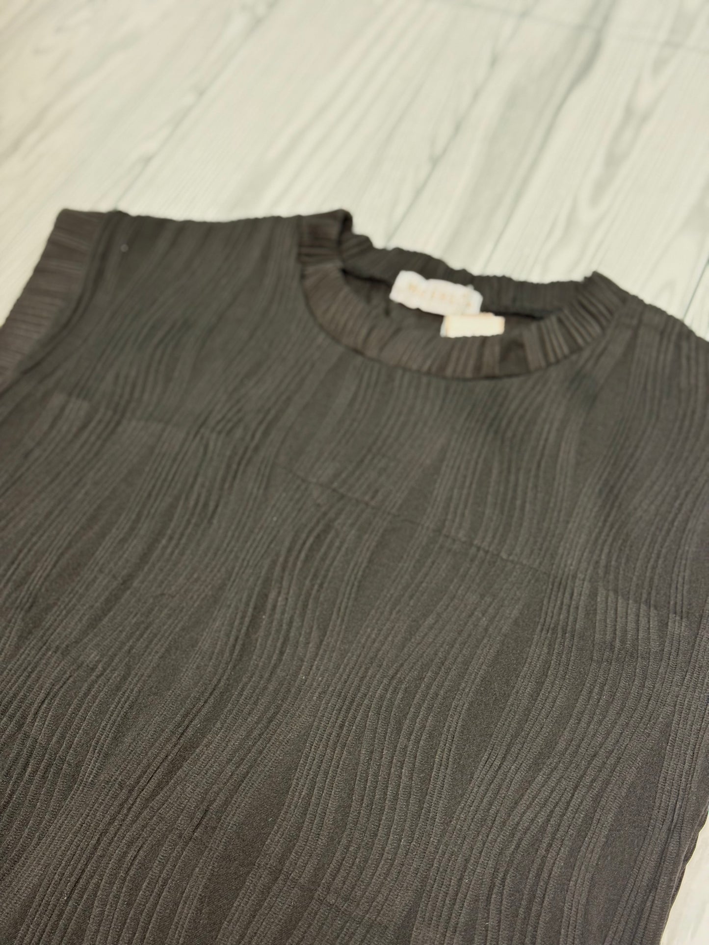 Moshu Women’s Short Sleeve S New with tags
