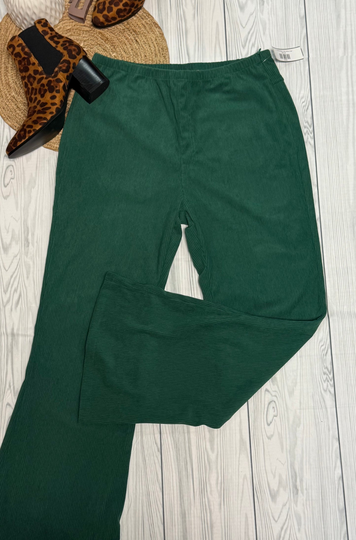 Women’s Pants L New without tags