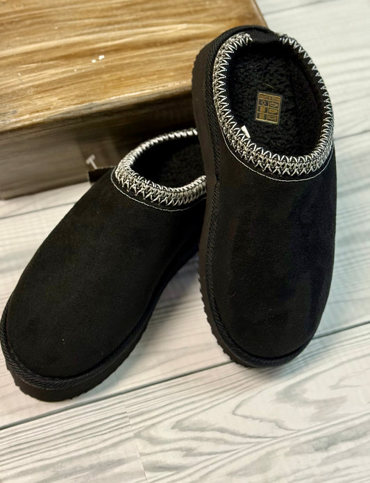 Women’s Slip On Shoe